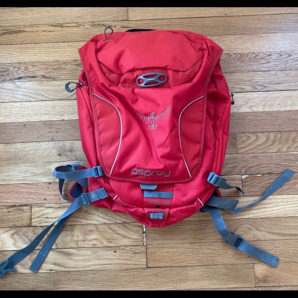 Osprey Spin 32 Commuter Pack